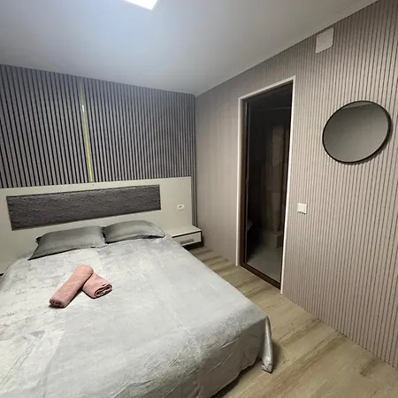 Cathouse Guest house